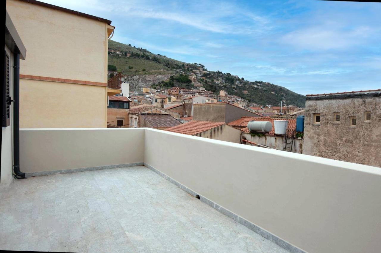 Palazzo Al Carmine 호텔 몬레알레 외부 사진