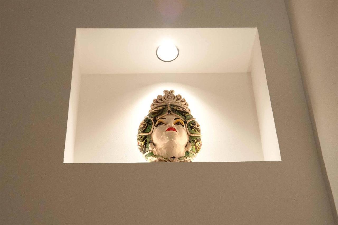 Palazzo Al Carmine 호텔 몬레알레 외부 사진